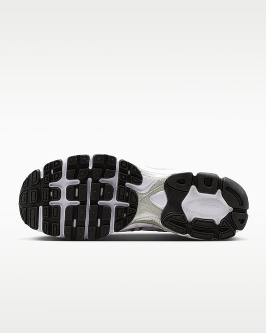 Nike Air Max Moto 2K Silver