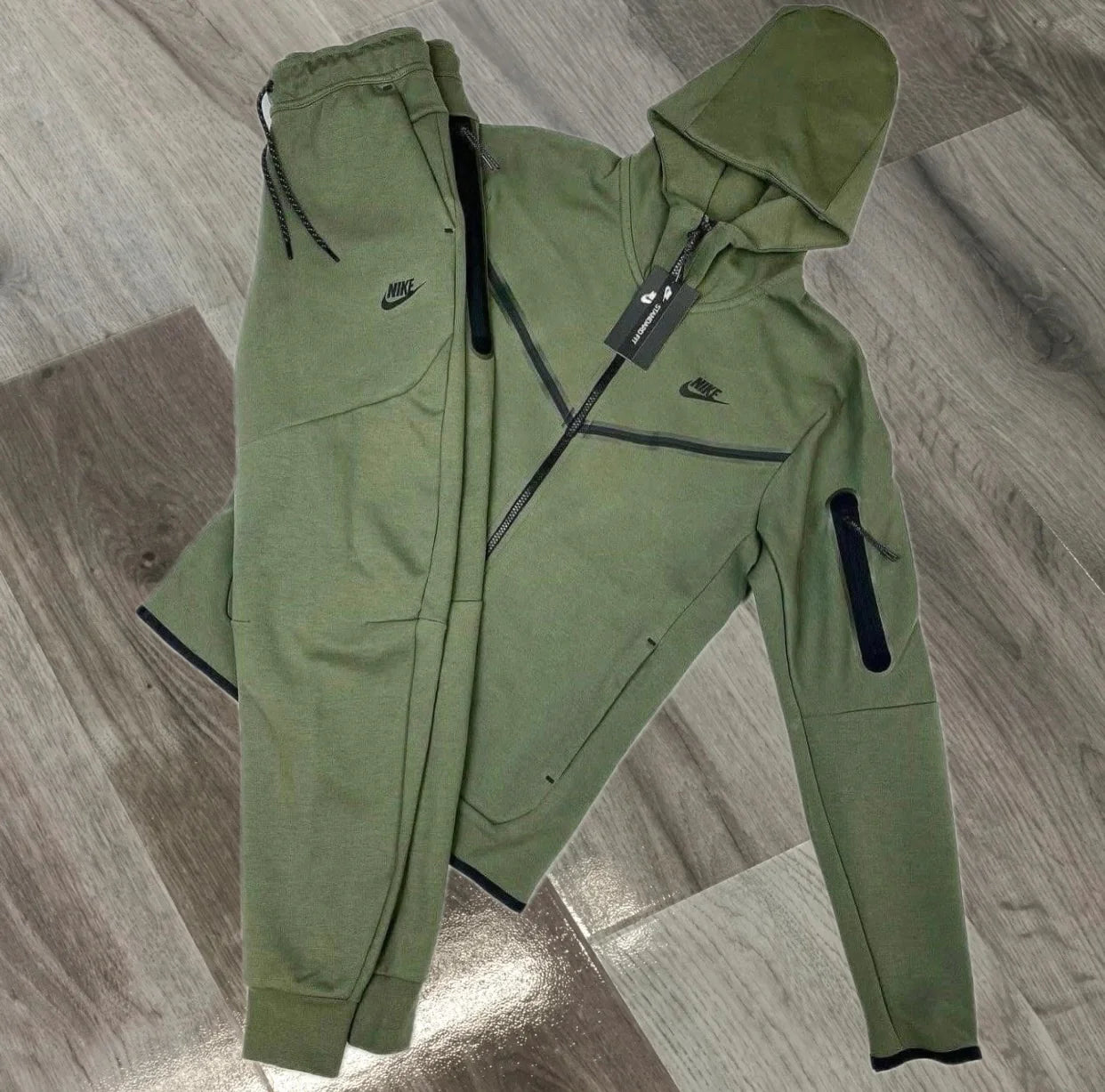 Nike Tech Fleece Khaki Zöld
