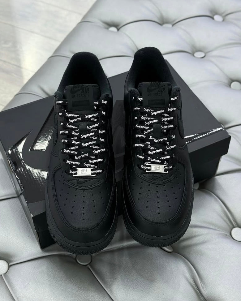 Nike Air Force 1 Triple Black Supreme