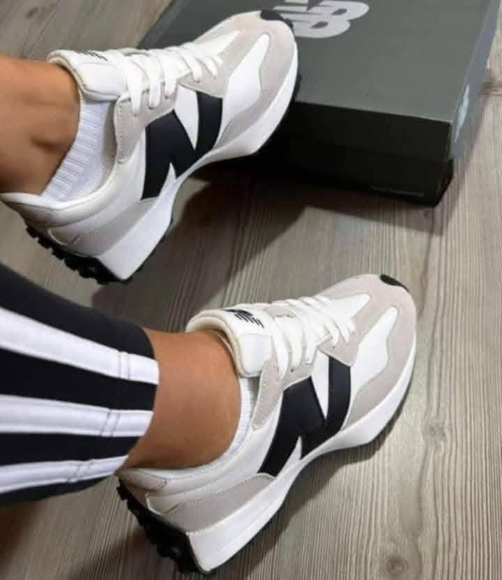 New Balance 327 Szürke Fekete