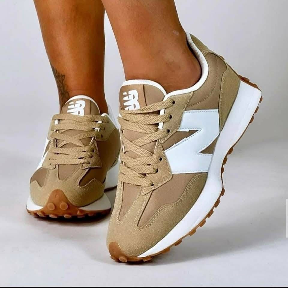 New Balance 327 Barna Fehér