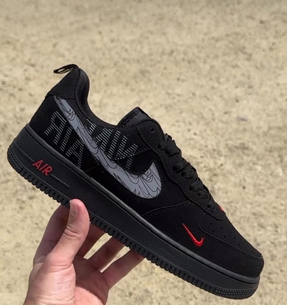 Nike Air Force 1 Fekete Piros