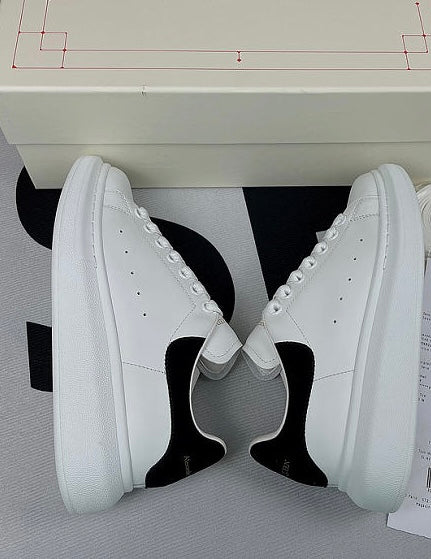 Alexander McQueen Fehér Fekete